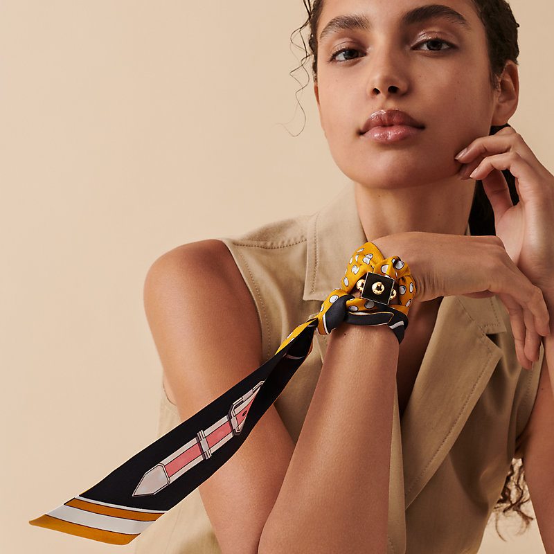 【HERMES】Cube Collier de Chien スカーフ70 リング Cube Collier de Chien scarf 70 ring | Hermès Australia